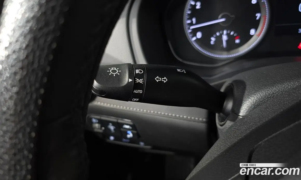 Hyundai Grandeur 2019 2.4 автомат (гидро), фото 28