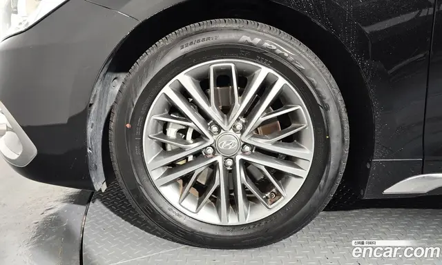 Hyundai Grandeur 2019 2.4 автомат (гидро), миниатюра 5
