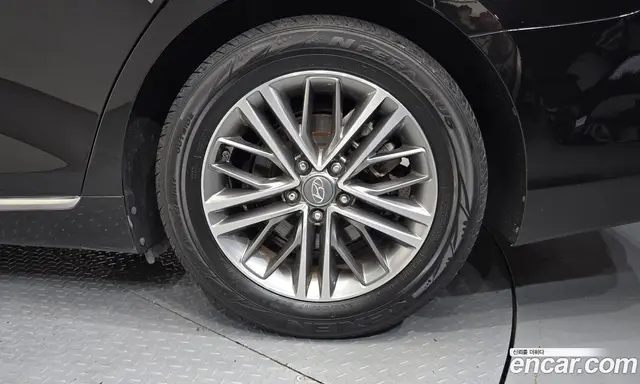 Hyundai Grandeur 2019 2.4 автомат (гидро), миниатюра 7