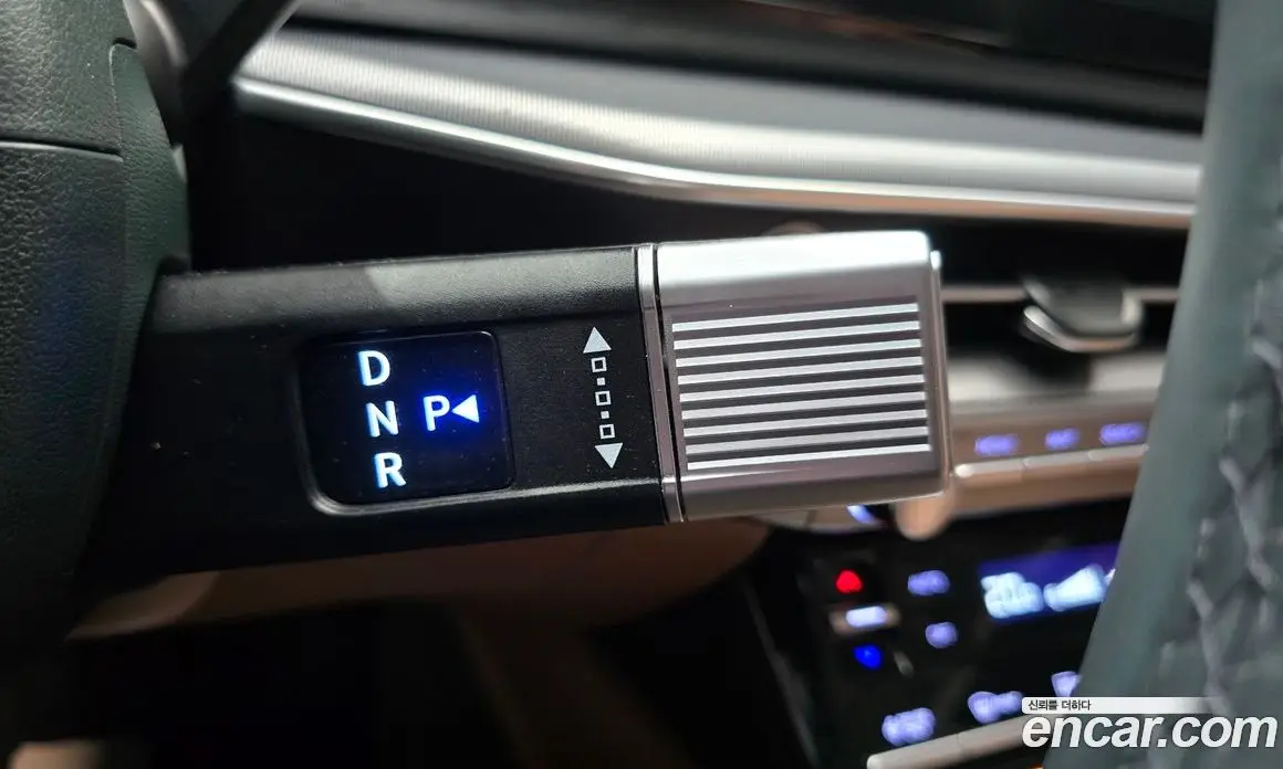 Hyundai Grandeur 2023 1.6 автомат (гидро), фото 12