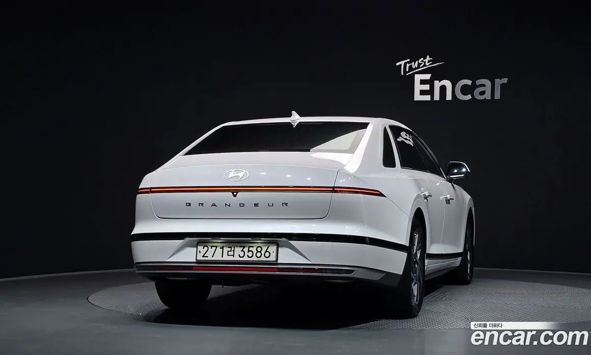Hyundai Grandeur 2023 1.6 автомат (гидро), фото 4