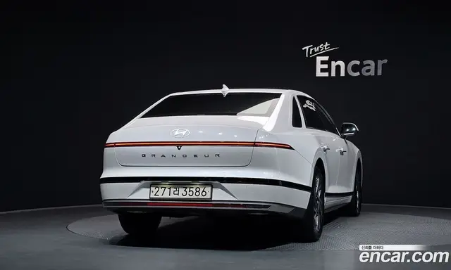 Hyundai Grandeur 2023 1.6 автомат (гидро), миниатюра 4