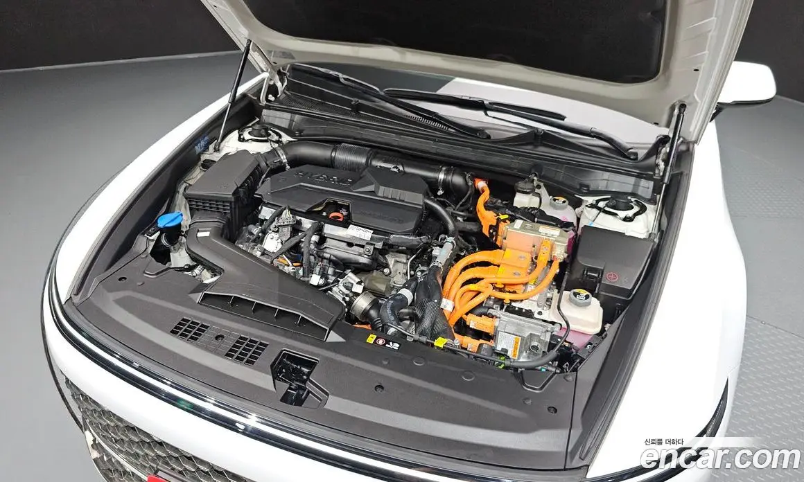 Hyundai Grandeur 2024 1.6 автомат (гидро), фото 6