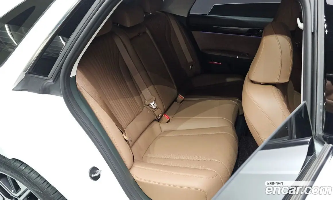Hyundai Grandeur 2024 1.6 автомат (гидро), фото 17
