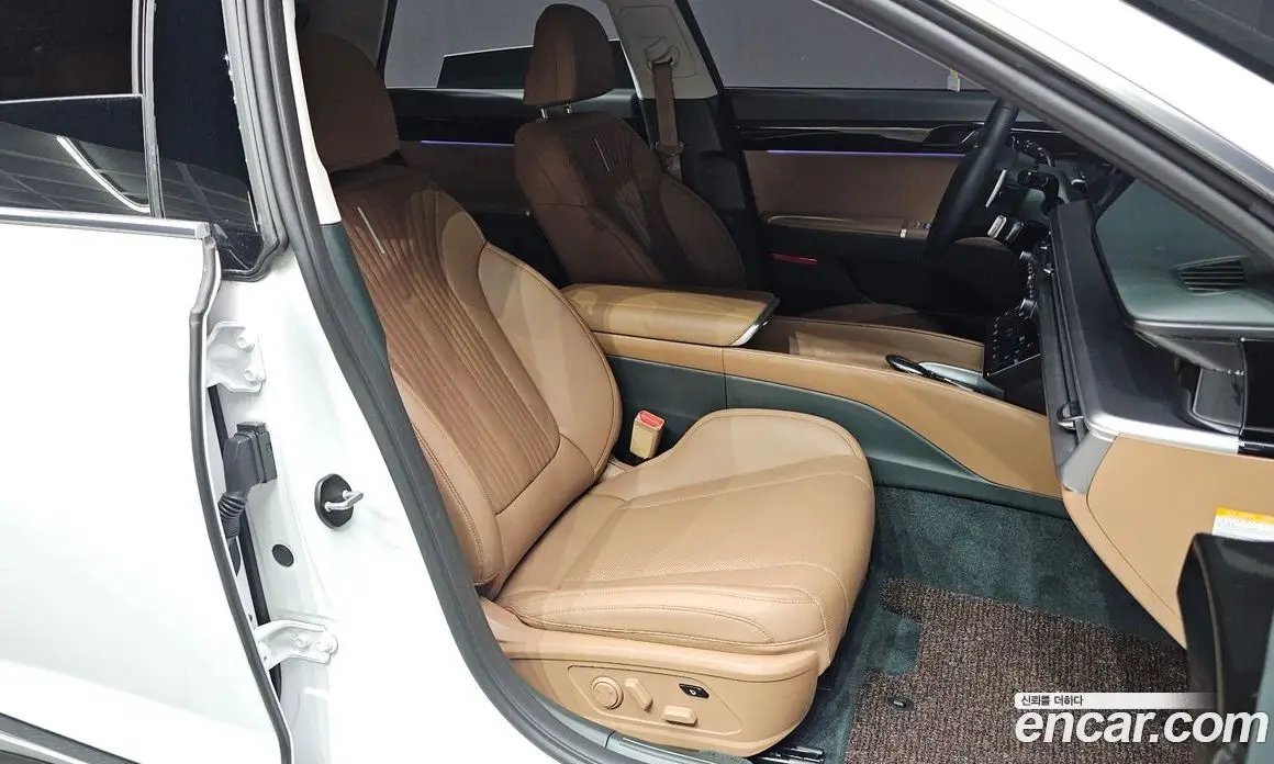 Hyundai Grandeur 2024 1.6 автомат (гидро), фото 18