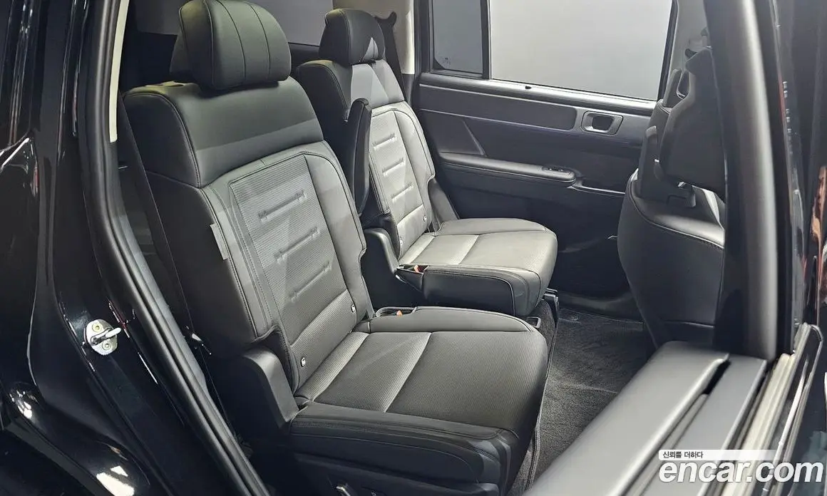 Hyundai Santa Fe 2024 1.6 автомат (гидро), фото 17