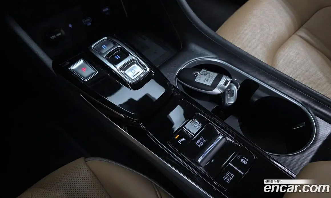 Hyundai Sonata 2020 2.0 автомат (гидро), фото 9