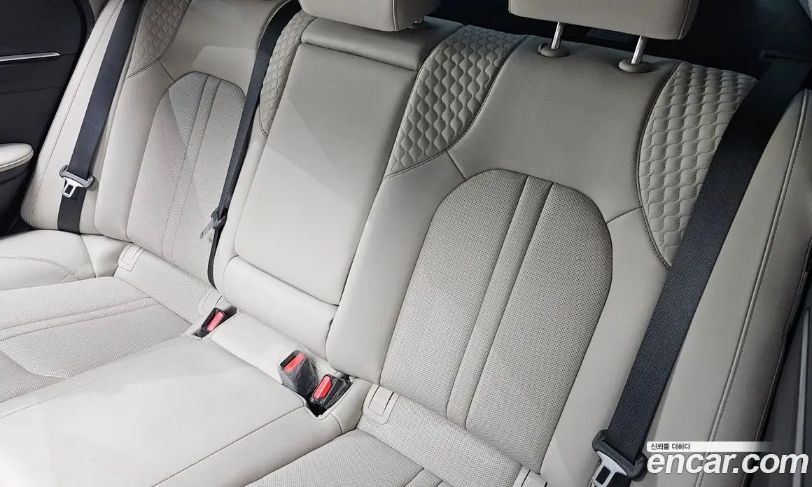 Hyundai Sonata 2024 1.6 автомат (гидро), фото 28