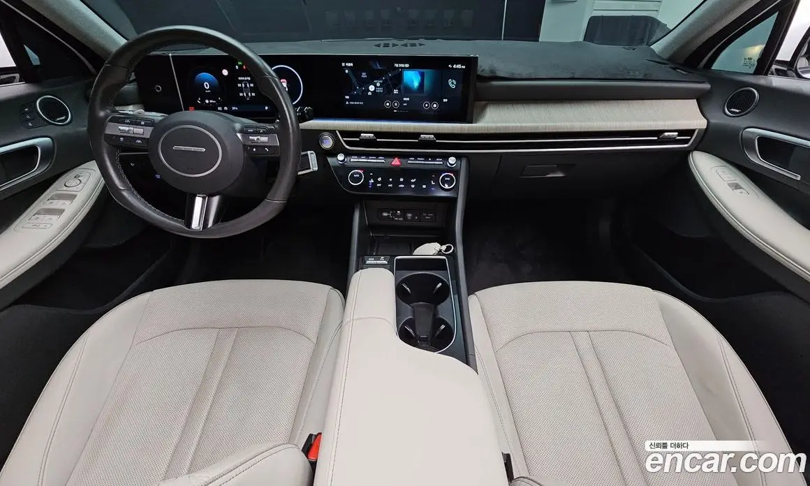 Hyundai Sonata 2024 1.6 автомат (гидро), фото 9