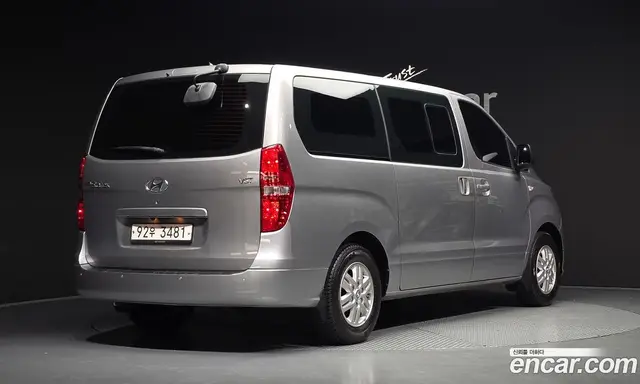 Hyundai Starex 2020 2.5 автомат (гидро), миниатюра 2