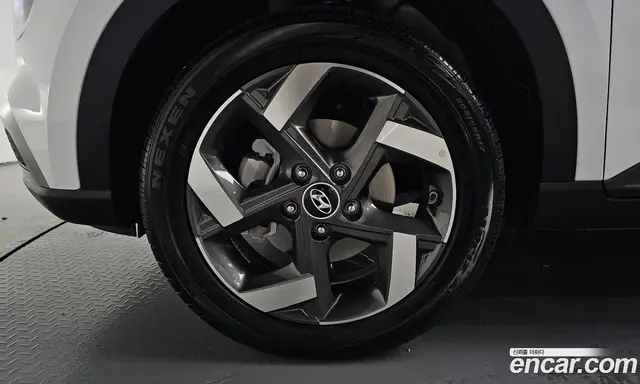 Hyundai Venue 2025 1.6 автомат (гидро), миниатюра 4 Hyundai Venue 2025 1.6 автомат (гидро), миниатюра 4