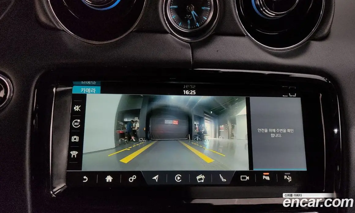 Jaguar XJ 2019 3.0 автомат (гидро), фото 21