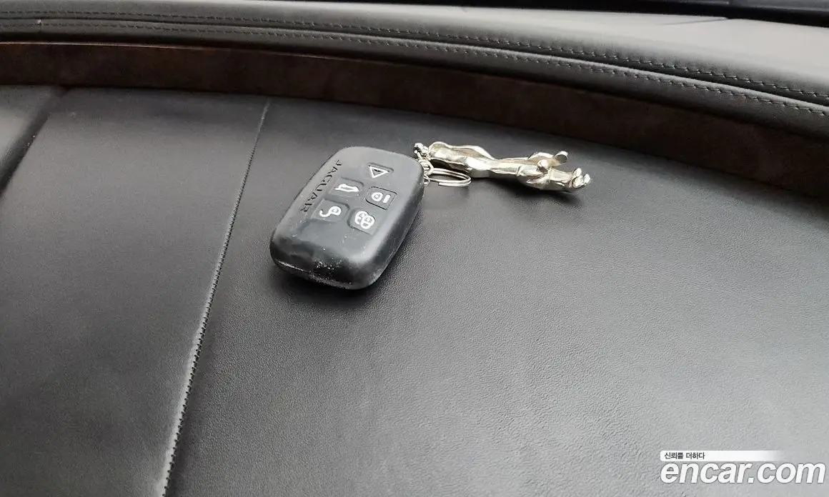 Jaguar XJ 2019 3.0 автомат (гидро), фото 22