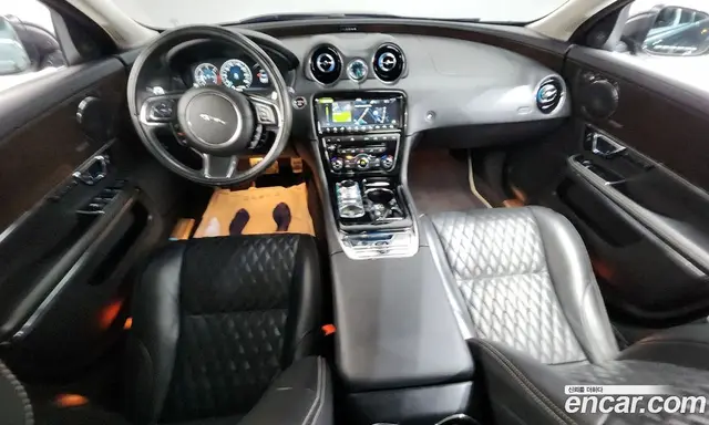 Jaguar XJ 2019 3.0 автомат (гидро), миниатюра 10