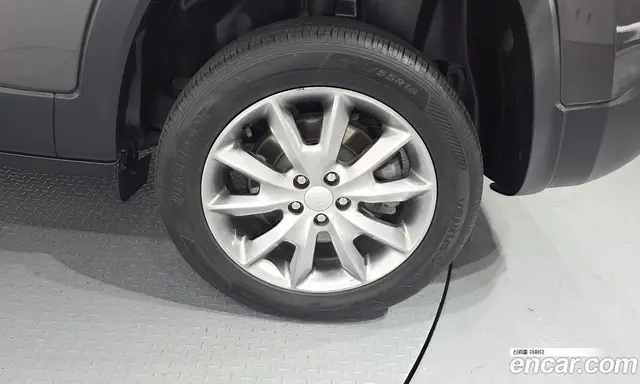 Jeep Cherokee 2018 2.2 автомат (гидро), миниатюра 6