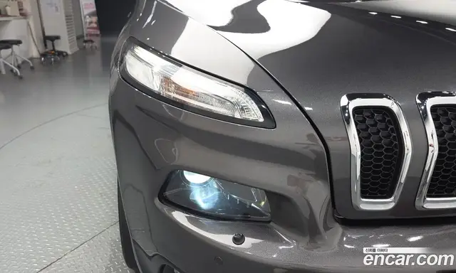 Jeep Cherokee 2018 2.2 автомат (гидро), миниатюра 7