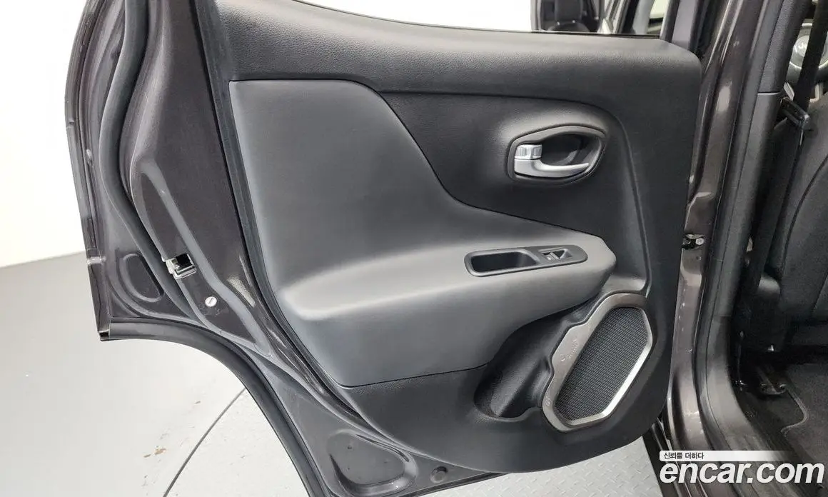 Jeep Renegade 2019 2.4 автомат (гидро), фото 15