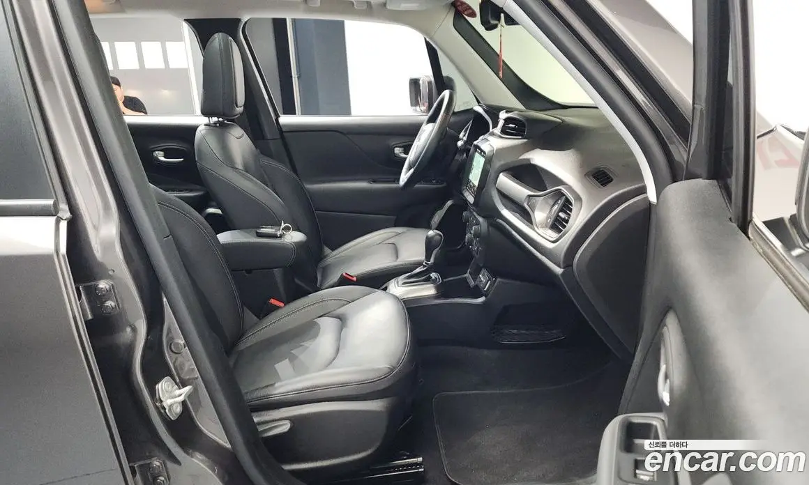 Jeep Renegade 2019 2.4 автомат (гидро), фото 16