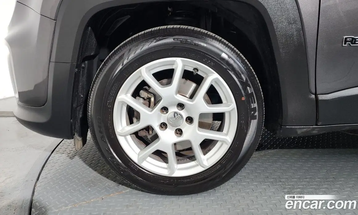 Jeep Renegade 2019 2.4 автомат (гидро), фото 5