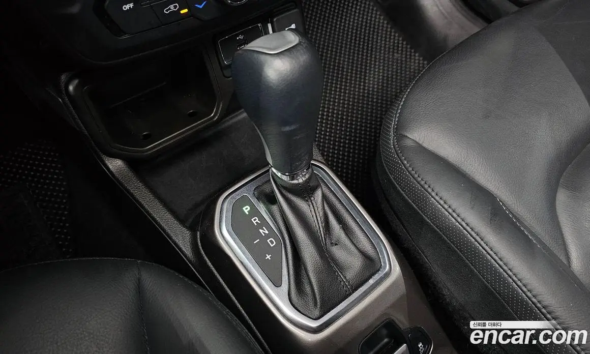 Jeep Renegade 2021 2.4 автомат (гидро), фото 12