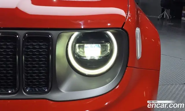 Jeep Renegade 2021 2.4 автомат (гидро), миниатюра 8