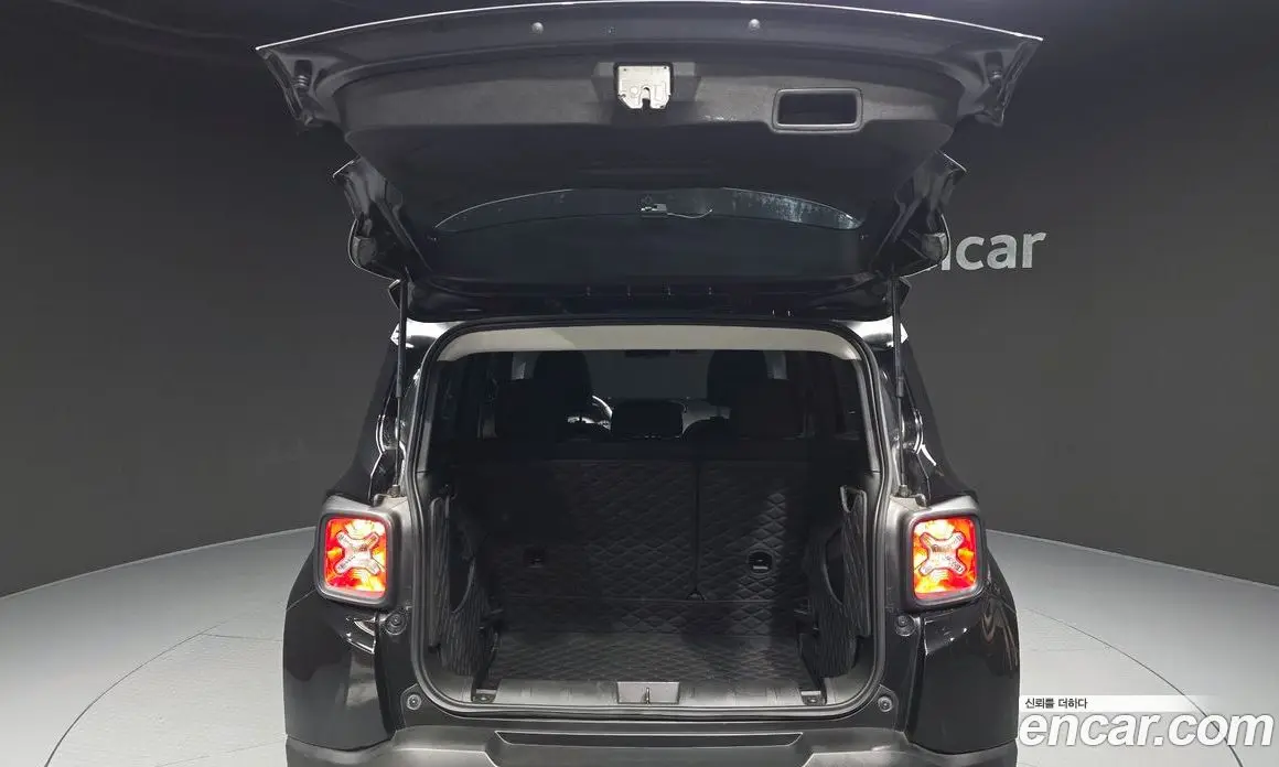Jeep Renegade 2021 2.4 автомат (гидро), фото 26
