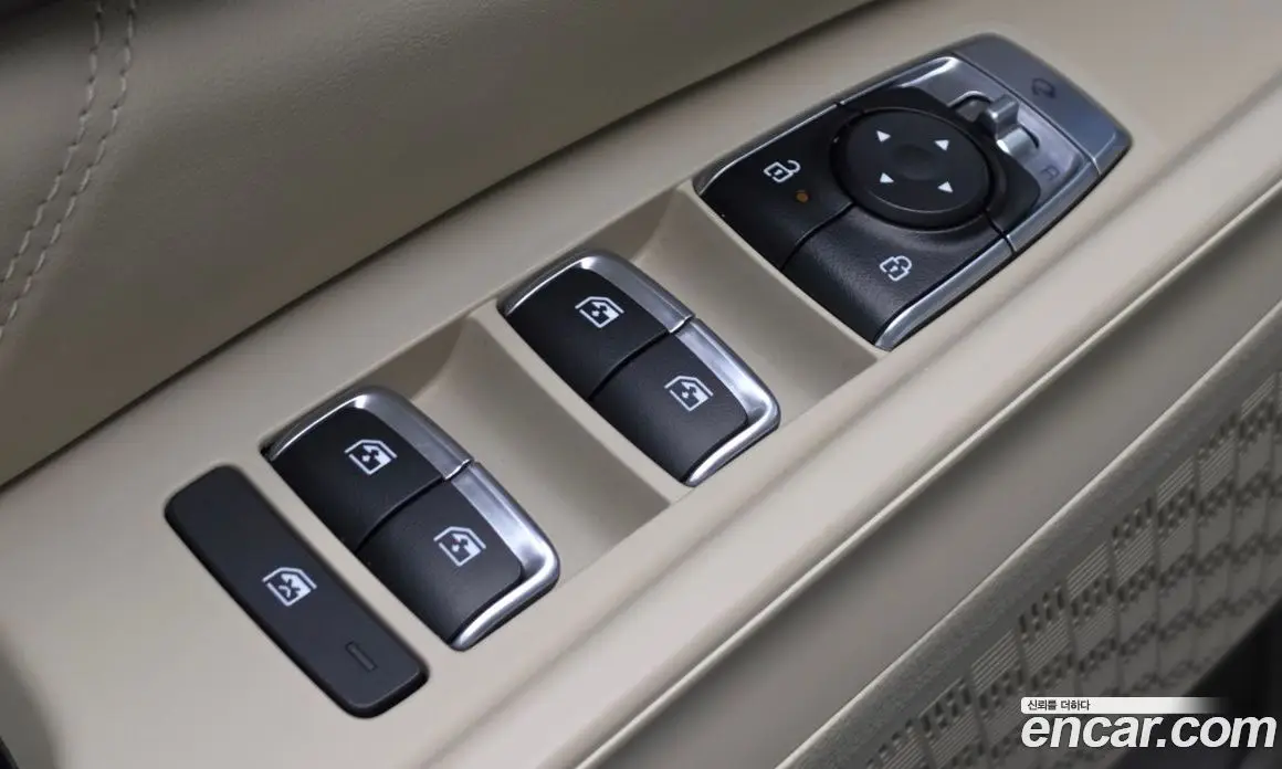 Kia Carnival 2024 1.6 автомат (гидро), фото 29