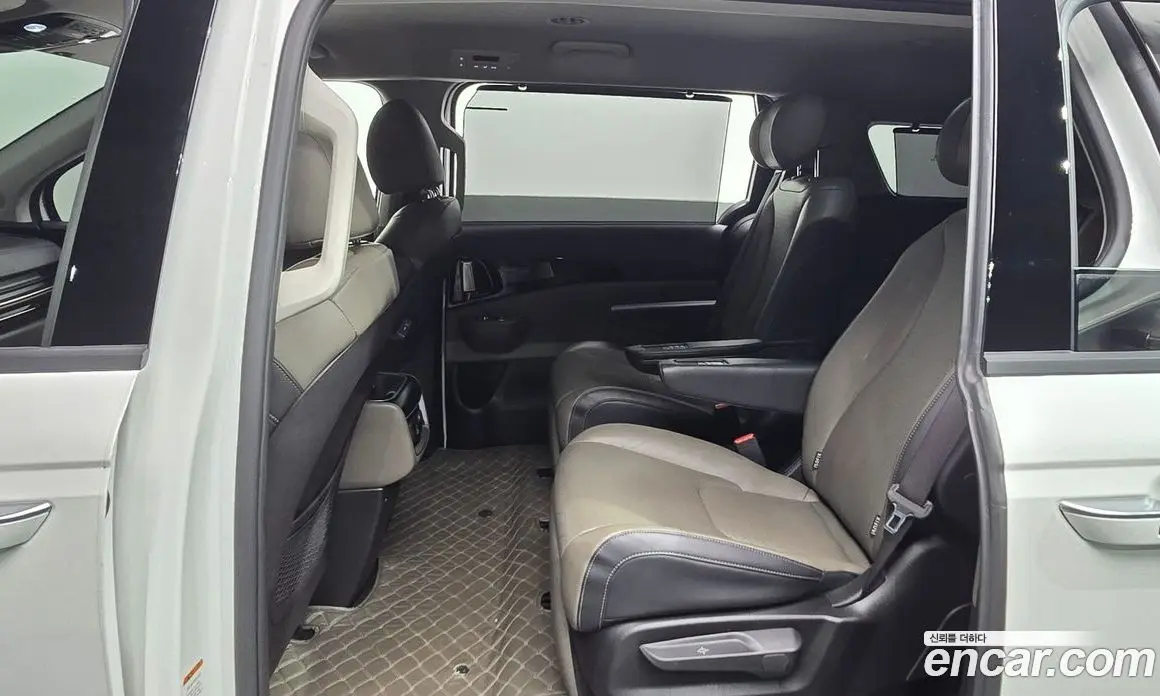 Kia Carnival 2025 3.5 автомат (гидро), фото 16