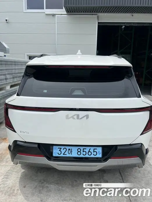 Kia EV5 2026 автомат (гидро), миниатюра 3