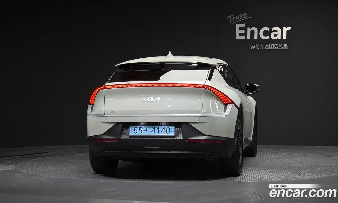 Kia EV6 2023 0.1 автомат (гидро), фото 4