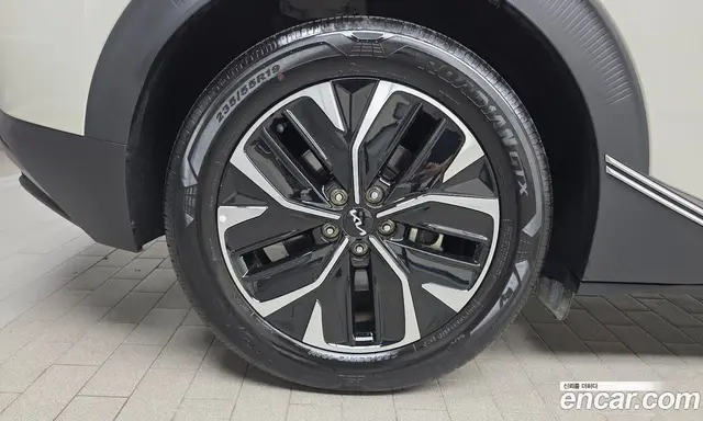 Kia EV6 2023 0.1 автомат (гидро), миниатюра 5