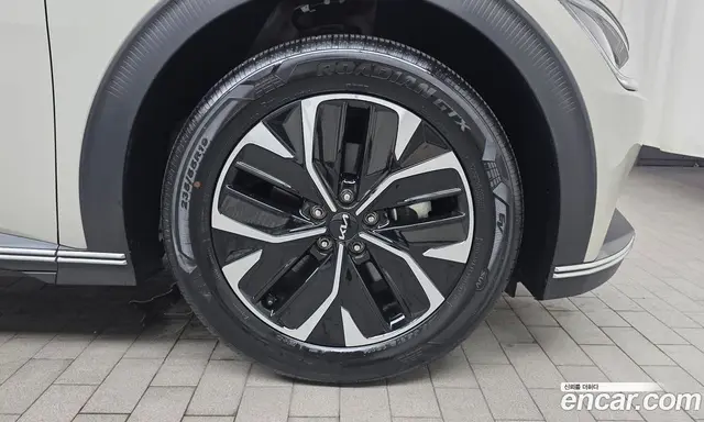 Kia EV6 2023 0.1 автомат (гидро), миниатюра 7