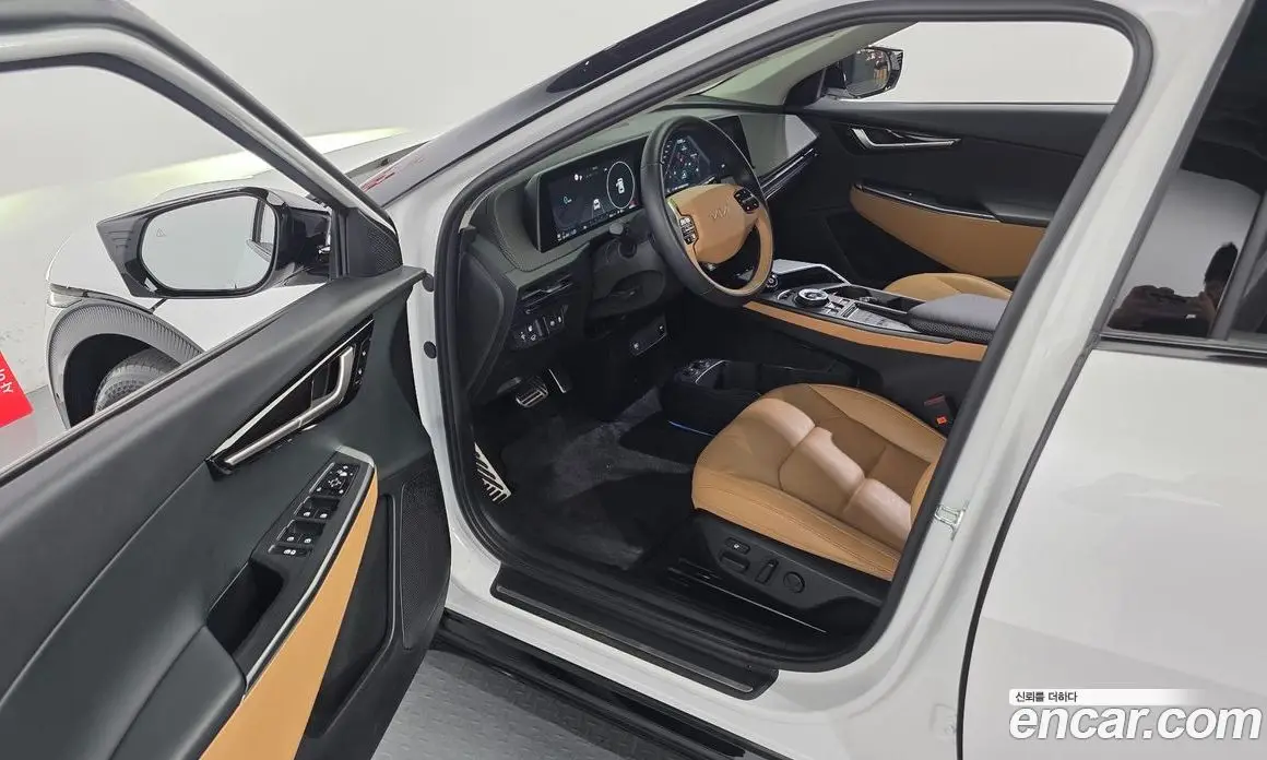 Kia EV6 2024 0.1 автомат (гидро), фото 13