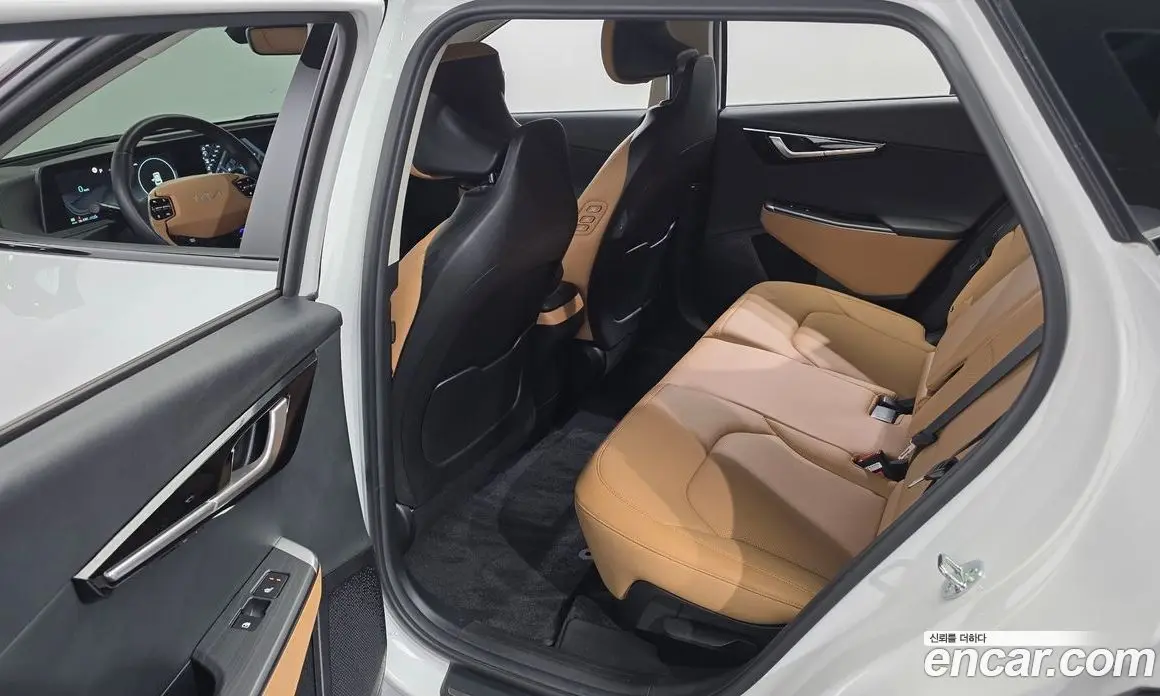 Kia EV6 2024 0.1 автомат (гидро), фото 16