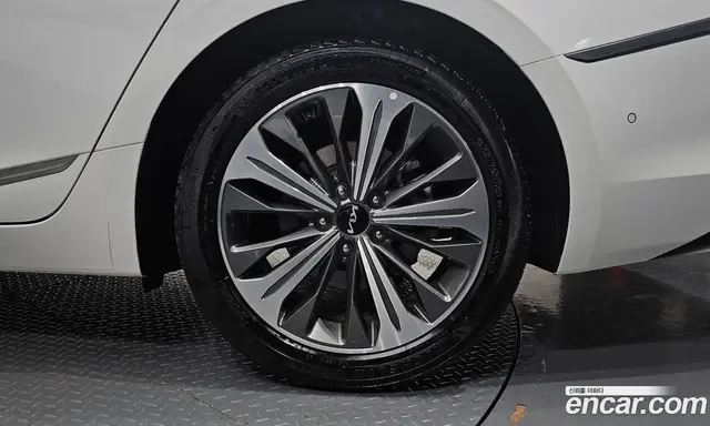 Kia K8 2023 1.6 автомат (гидро), миниатюра 6