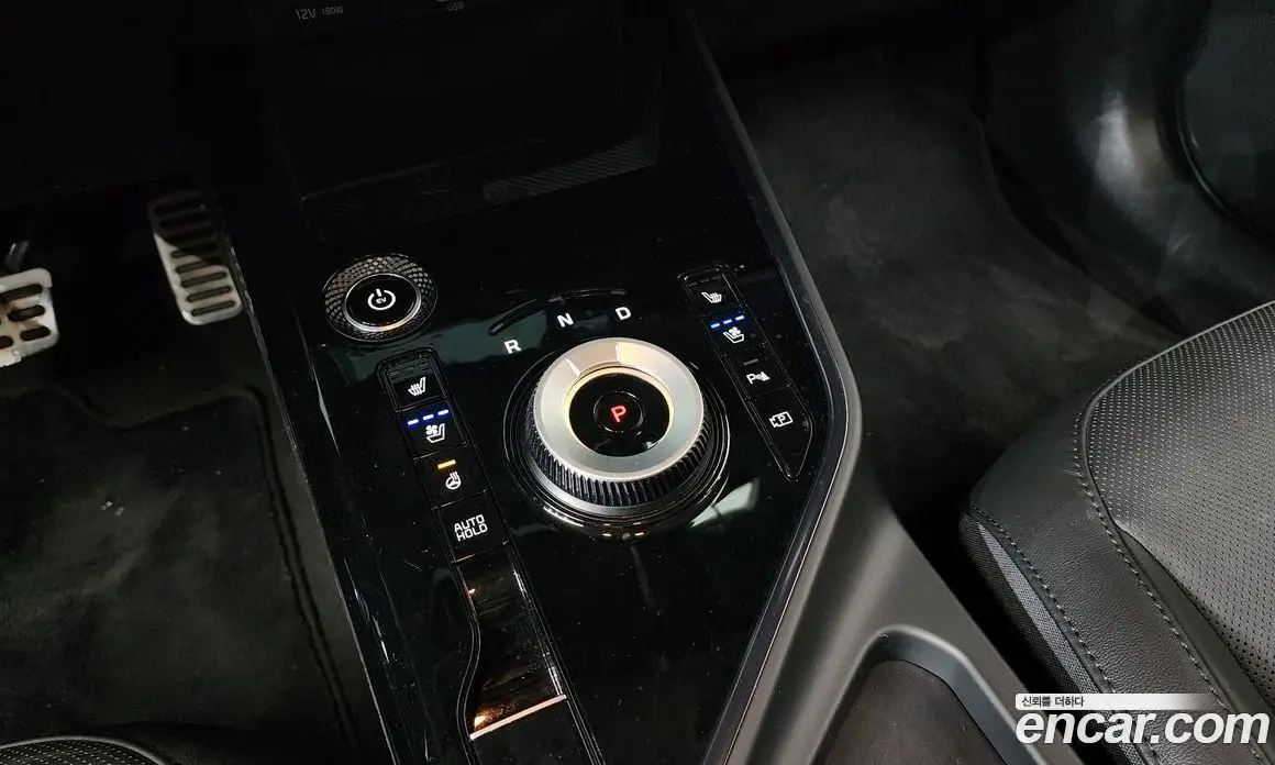 Kia Niro 2023 0.2 автомат (гидро), фото 12