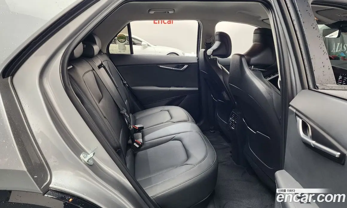 Kia Niro 2023 0.2 автомат (гидро), фото 17
