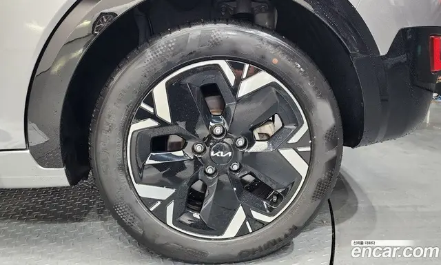 Kia Niro 2023 0.2 автомат (гидро), миниатюра 7