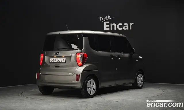Kia Ray 2015 1.0 автомат (гидро), миниатюра 1