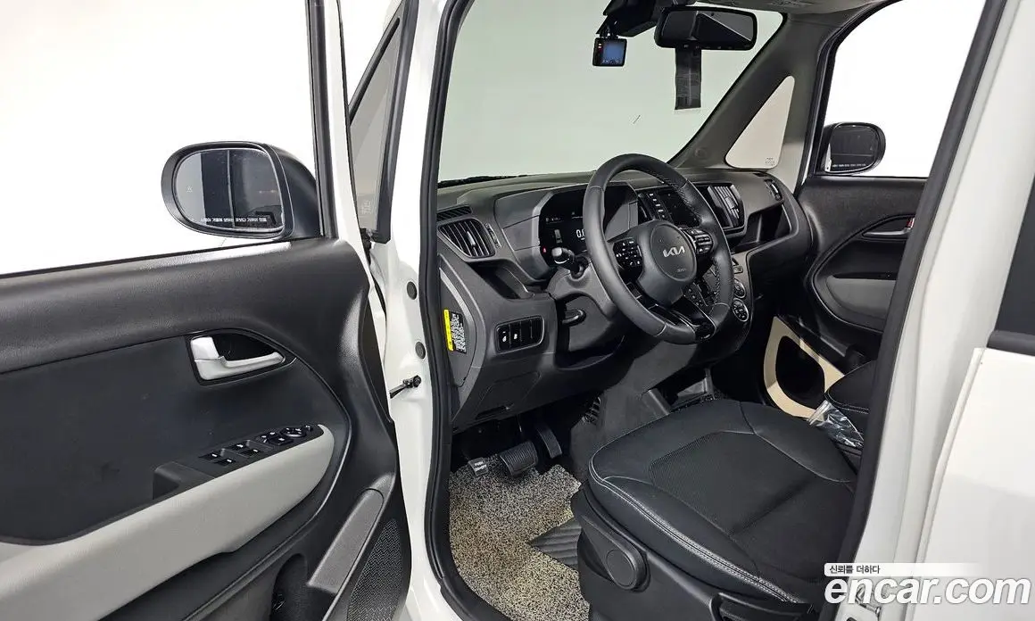 Kia Ray 2022 1.0 автомат (гидро), фото 13