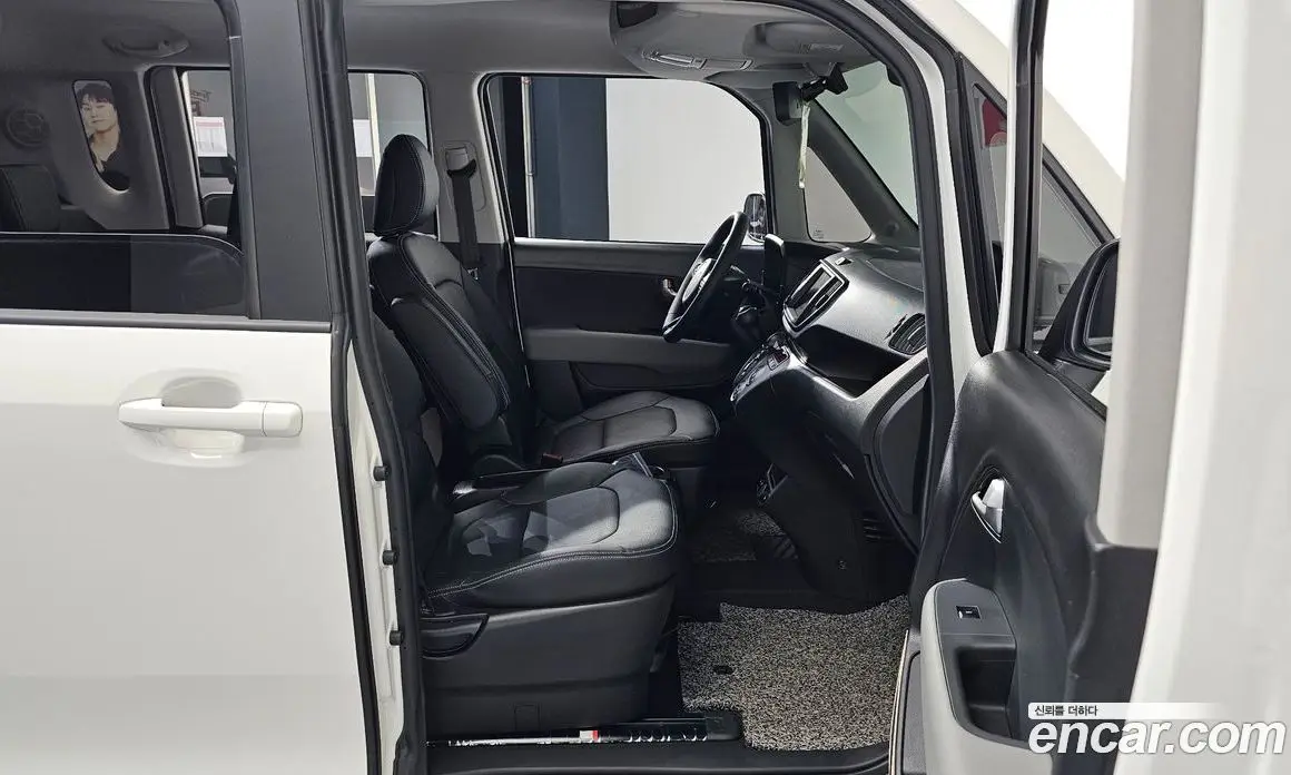 Kia Ray 2022 1.0 автомат (гидро), фото 16
