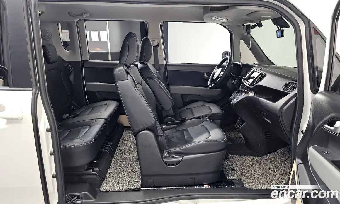 Kia Ray 2022 1.0 автомат (гидро), фото 17