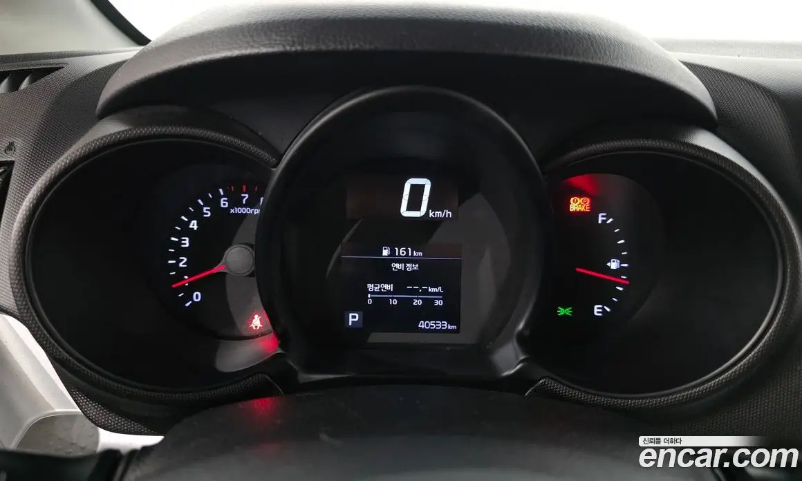 Kia Ray 2022 1.0 автомат (гидро), фото 11