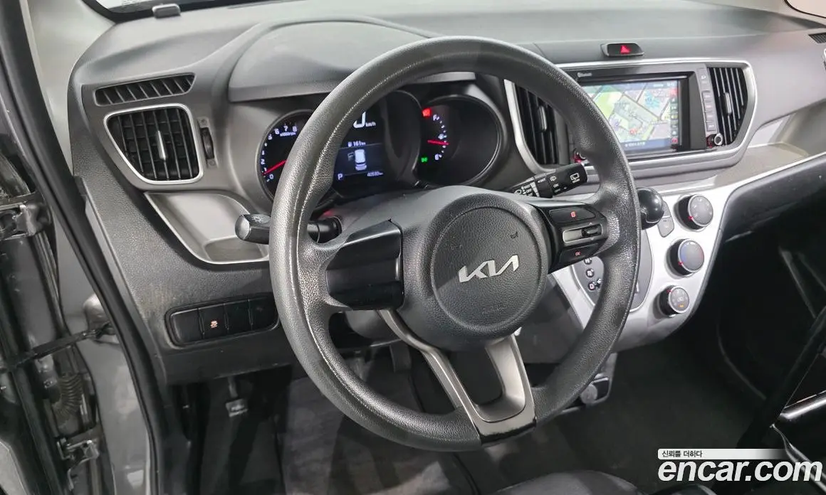 Kia Ray 2022 1.0 автомат (гидро), фото 18