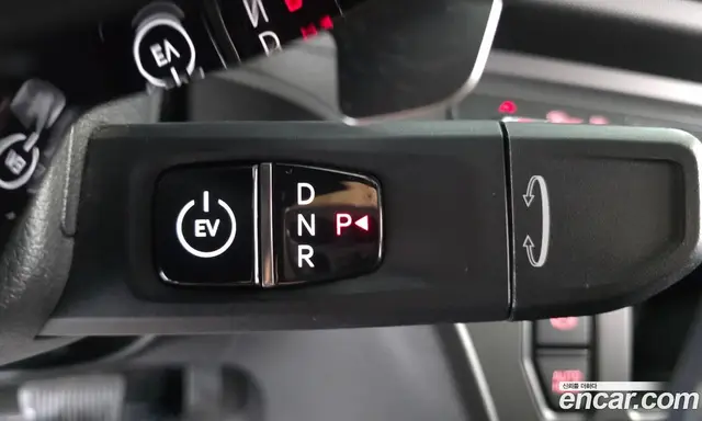 Kia Ray 2023 0.1 автомат (гидро), миниатюра 11