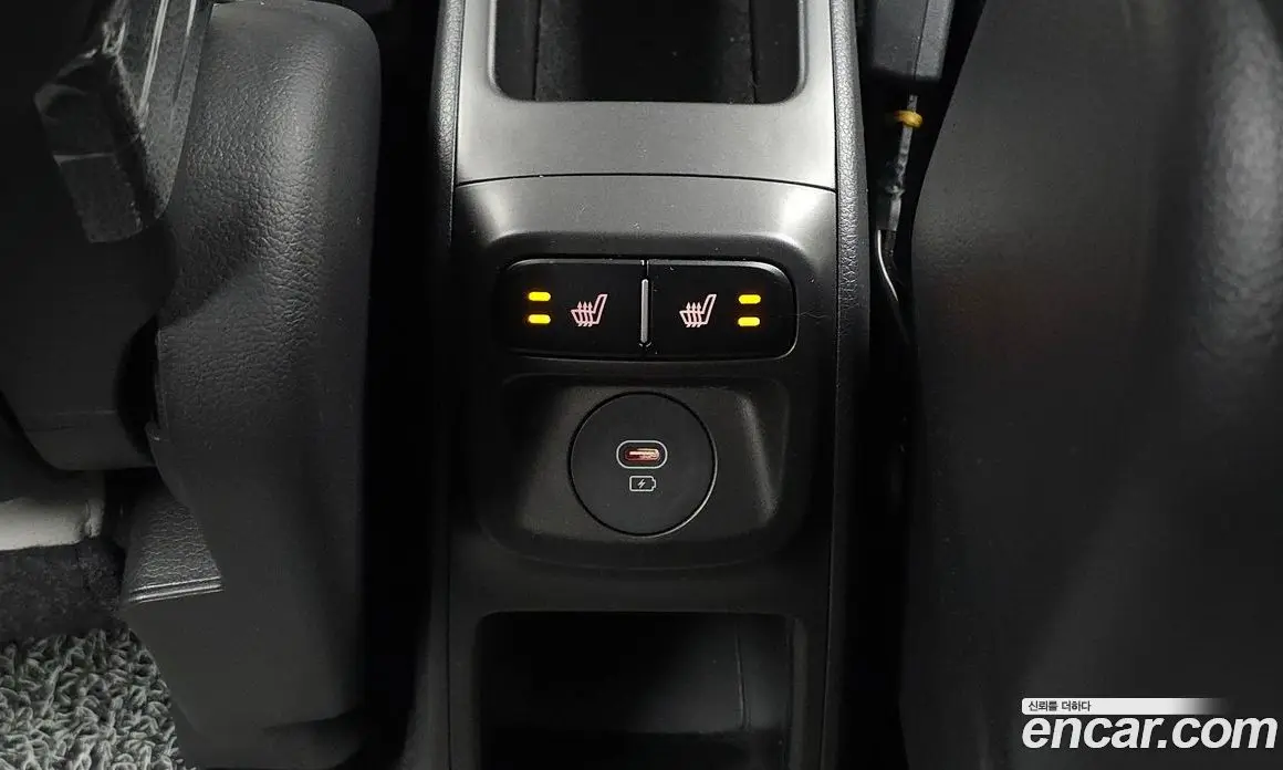 Kia Ray 2023 1.0 автомат (гидро), фото 19