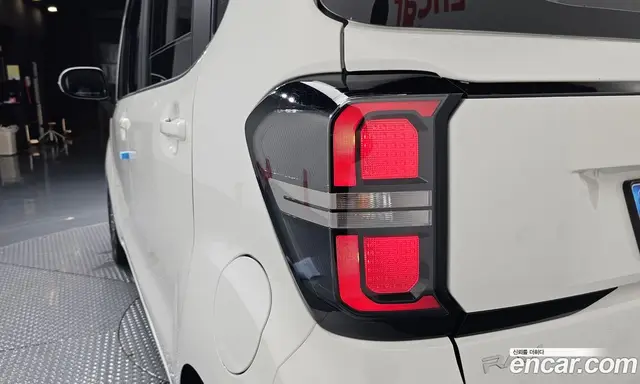 Kia Ray 2025 1.0 автомат (гидро), миниатюра 9
