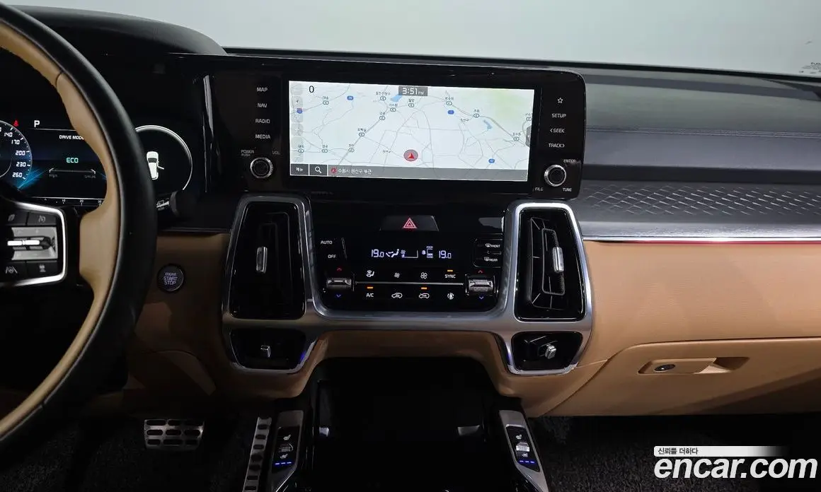 Kia Sorento 2023 2.5 автомат (гидро), фото 20