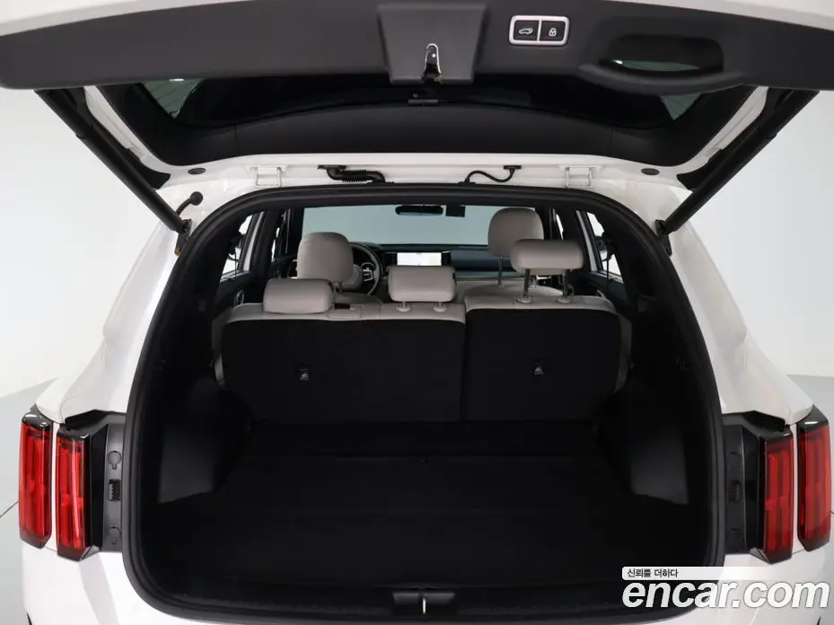 Kia Sorento 2023 1.6 автомат (гидро), фото 18