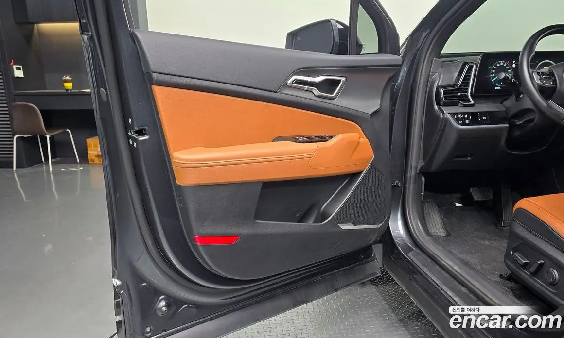 Kia Sportage 2023 1.6 автомат (гидро), фото 13
